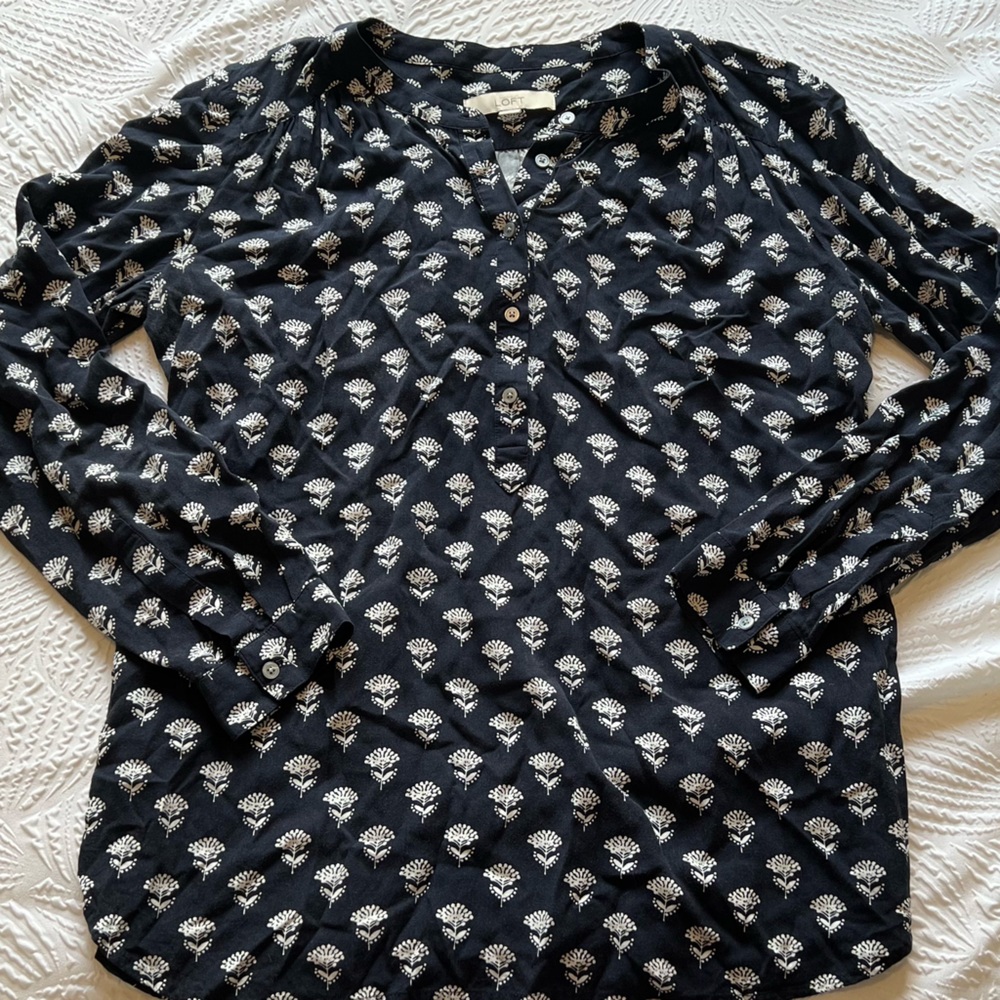 LOFT Blue & White Tunic Top